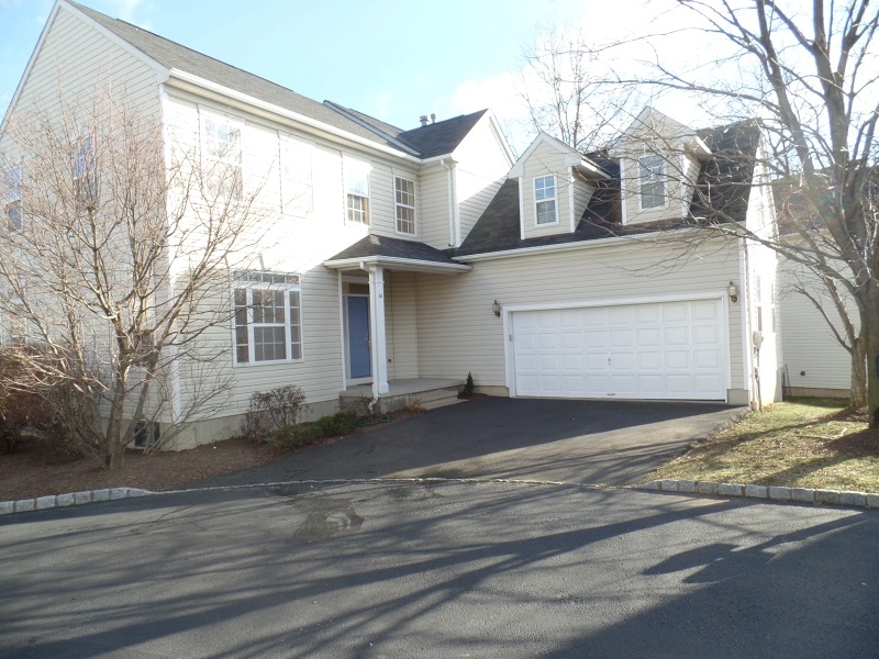 20 Hansom Rd, Basking Ridge, NJ 07920 - photo 1