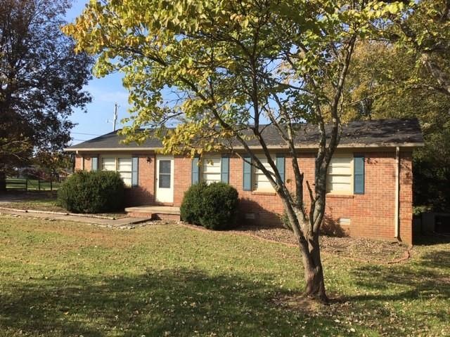 502 S Hillcrest Dr, Shelbyville, TN 37160 - photo 1