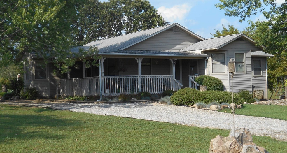 Home for Sale Birch Tree, MO (1)