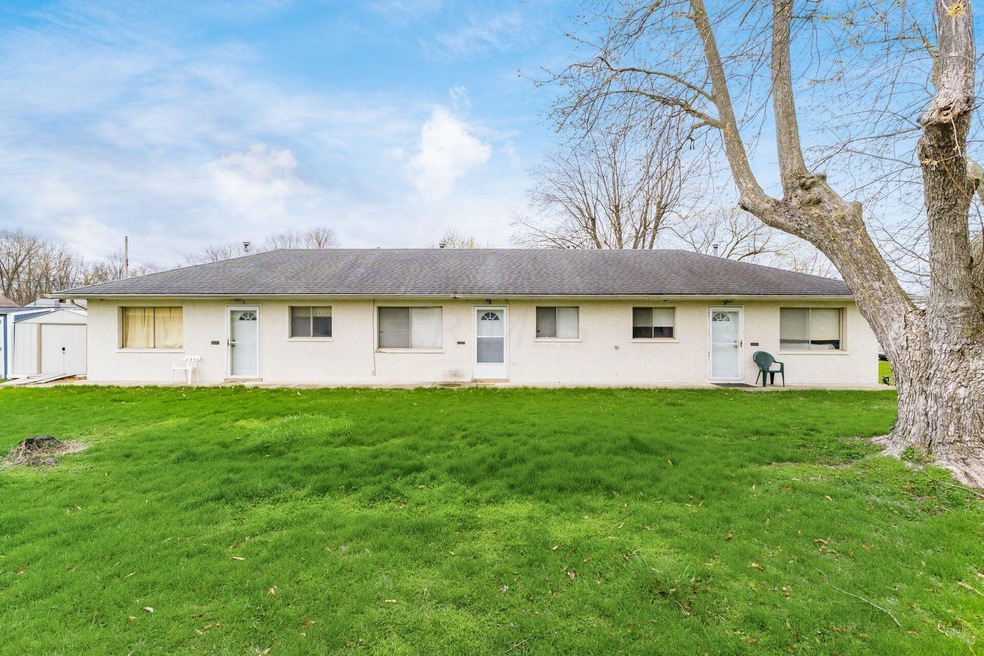 1971 Vaughn St - 002