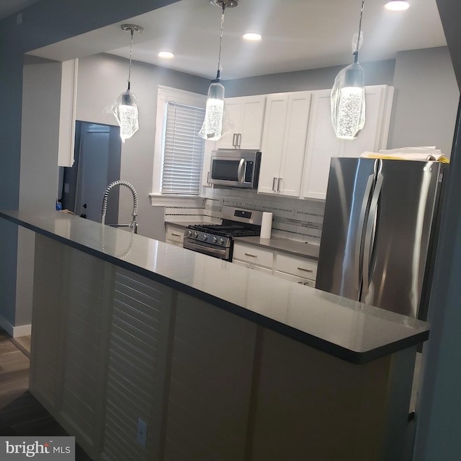 4704 Kernwood Ave, Baltimore, MD 21212 - photo 1