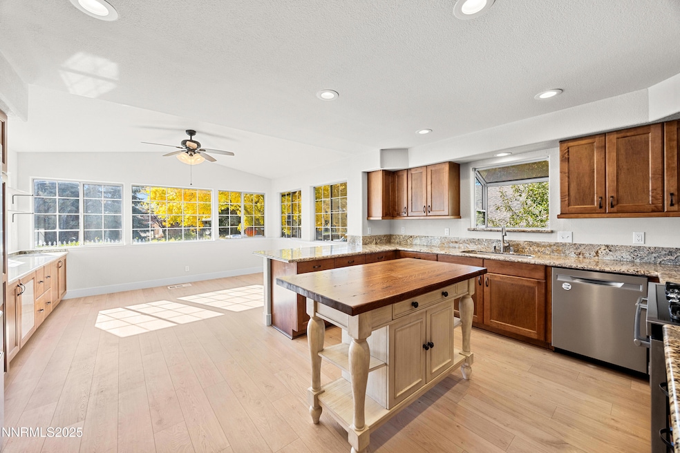 3510 Comstock Dr, Reno, NV 89512 - photo 1