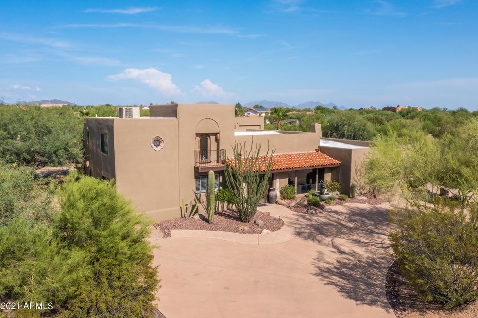 Large Circular Driveway