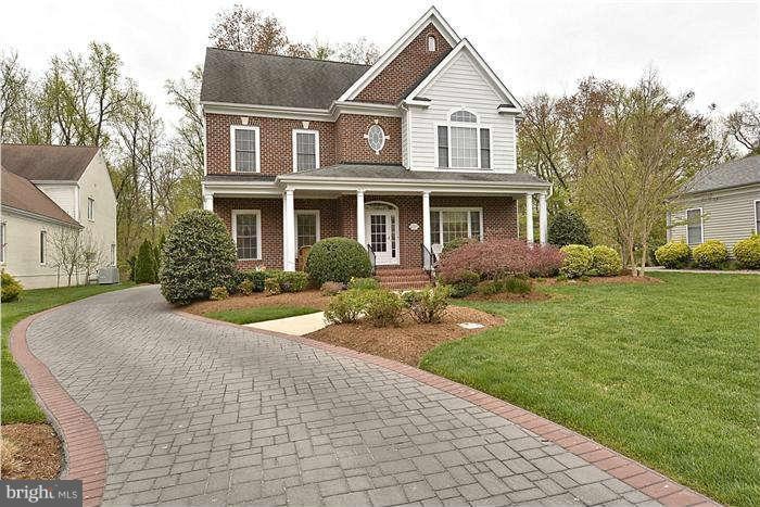 2609 Woodlawn Trail, Alexandria, VA 22306 - photo 1