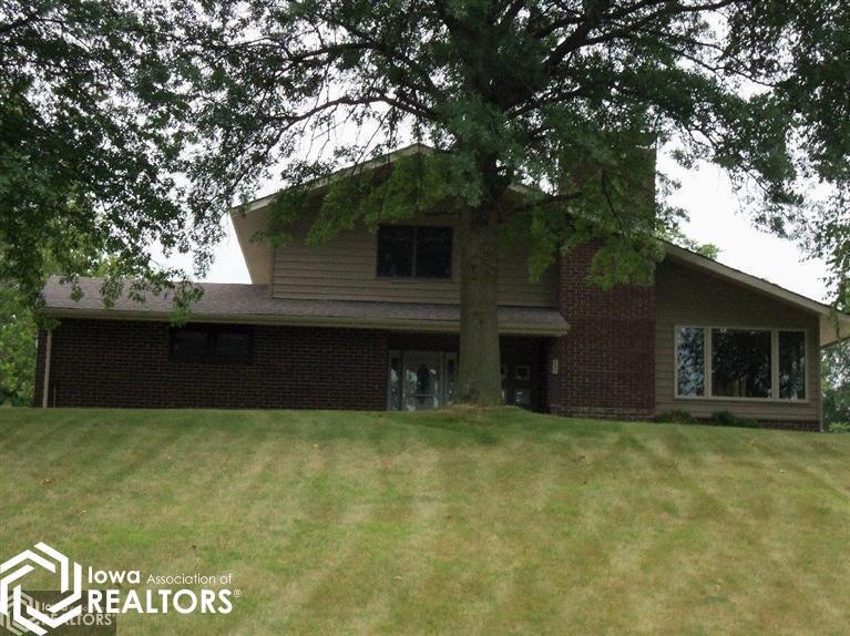 827 Lakeview Dr, Osceola, IA 50213 - photo 1