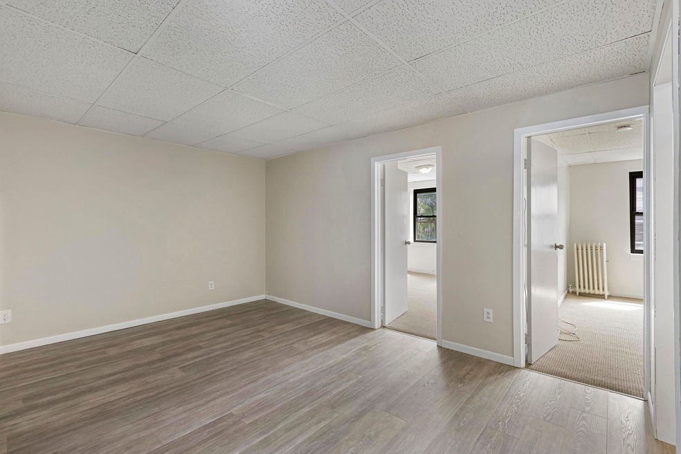 14 Oak St, Weehawken, NJ 07086 - photo 1