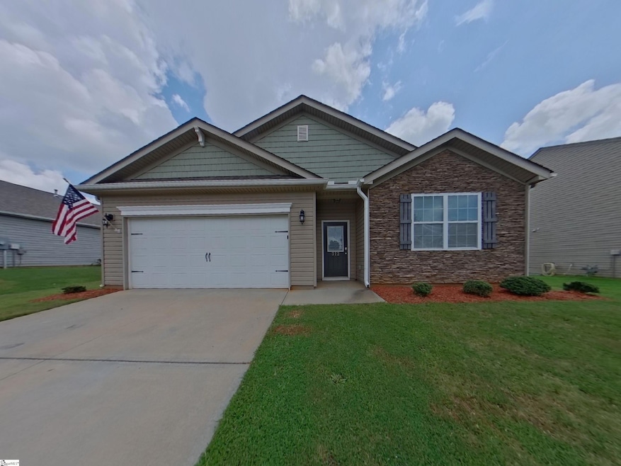 For Rent $2,039/month