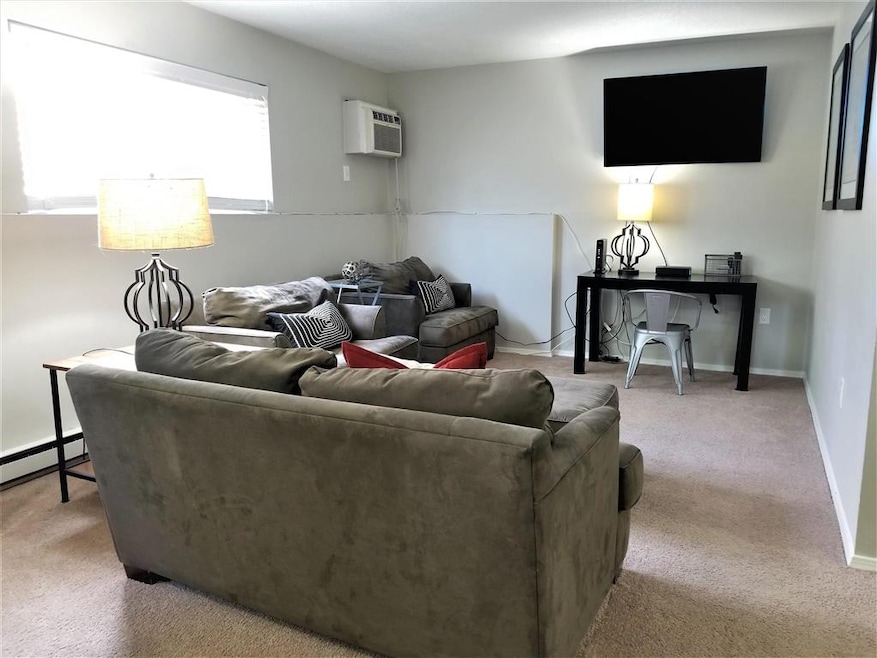 20 Mercury Dr unit B, Londonderry, NH 03053 - photo 1