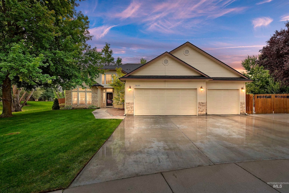 1695 E Myrtle Beach Ct, Eagle, ID 83616 - photo 1