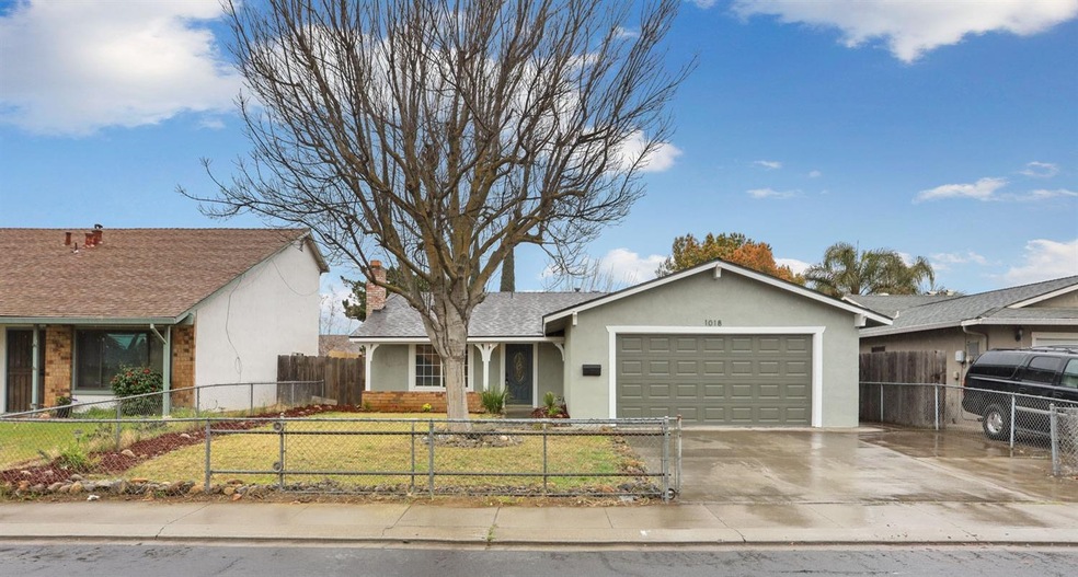 1018 Wawona St, Manteca, CA 95337 - photo 1