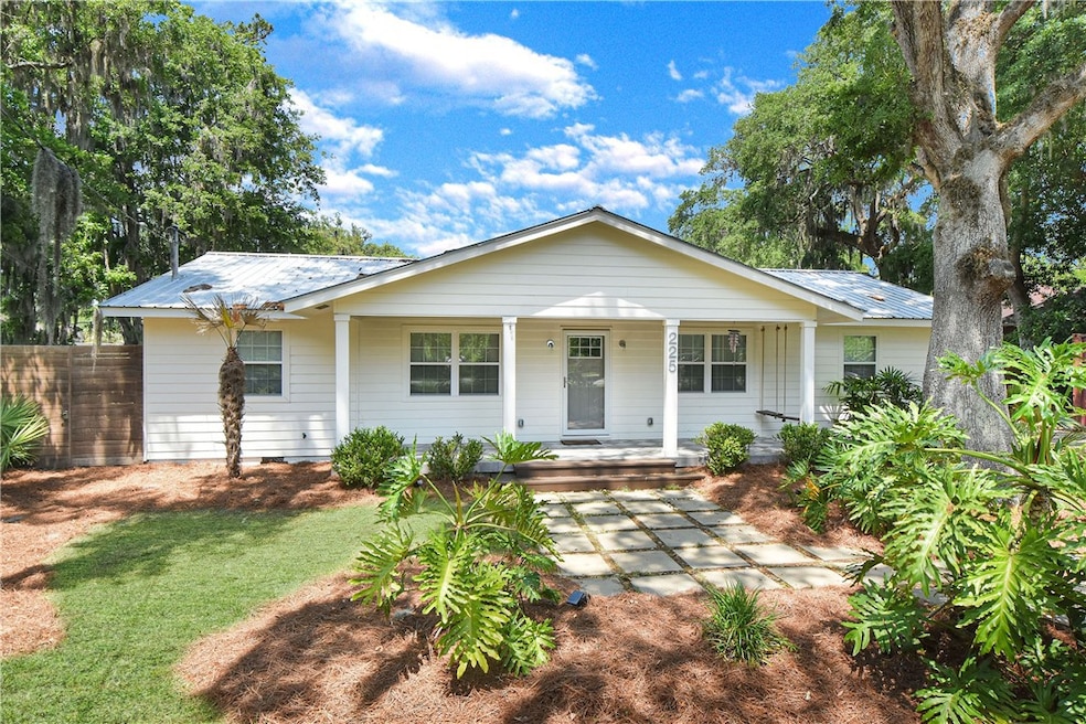 225 S Harrington Rd, Saint Simons Island, GA 31522 - photo 1