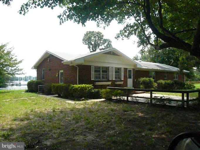 13750 Solomons Island Rd S, Solomons, MD 20688 - photo 1