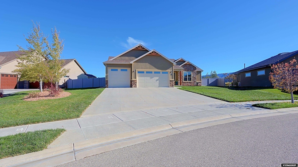2793 Croydon Dr, Casper, WY 82609 - photo 1