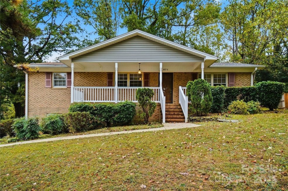 671 Sedgefield St SW, Concord, NC 28025 - photo 1