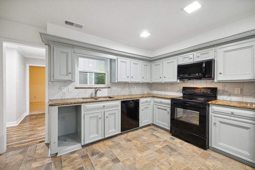 Sold • Co-Listing Agent