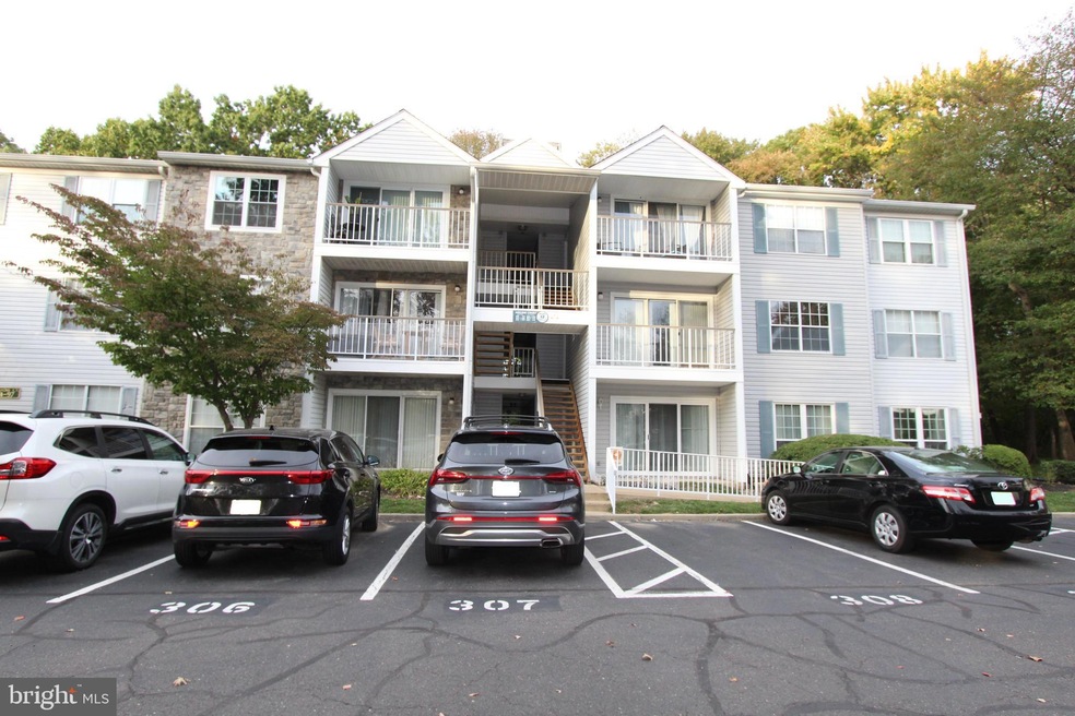 83 Willow Ct, Trenton, NJ 08619 - photo 1