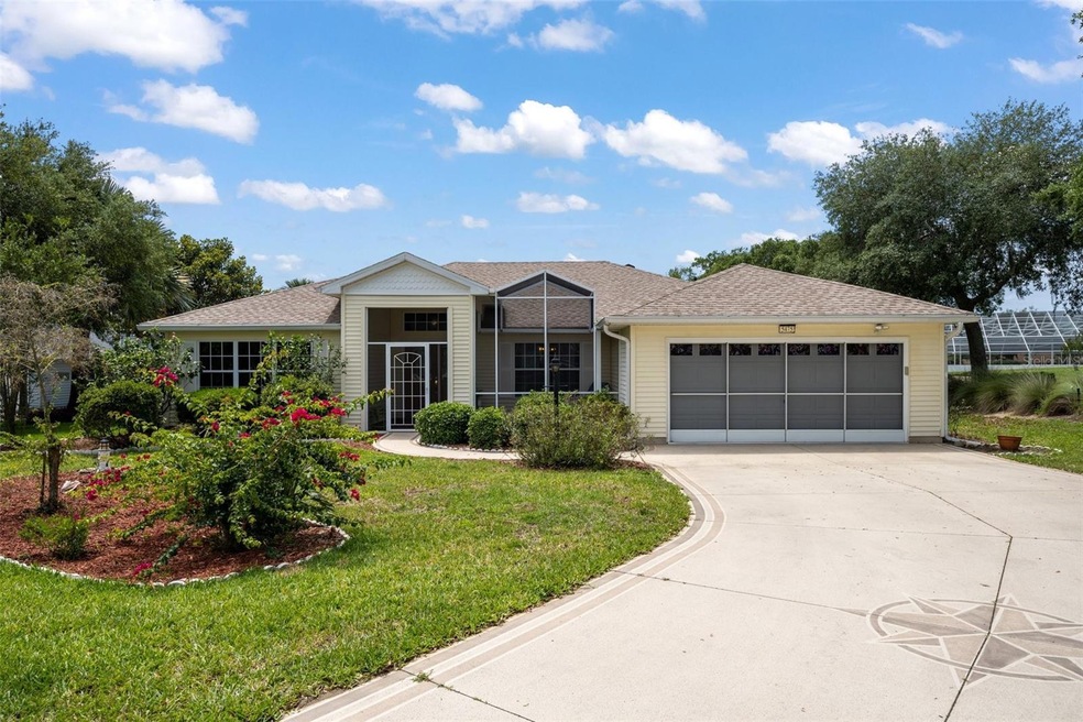 5475 Bounty Cir, Tavares, FL 32778 For Sale