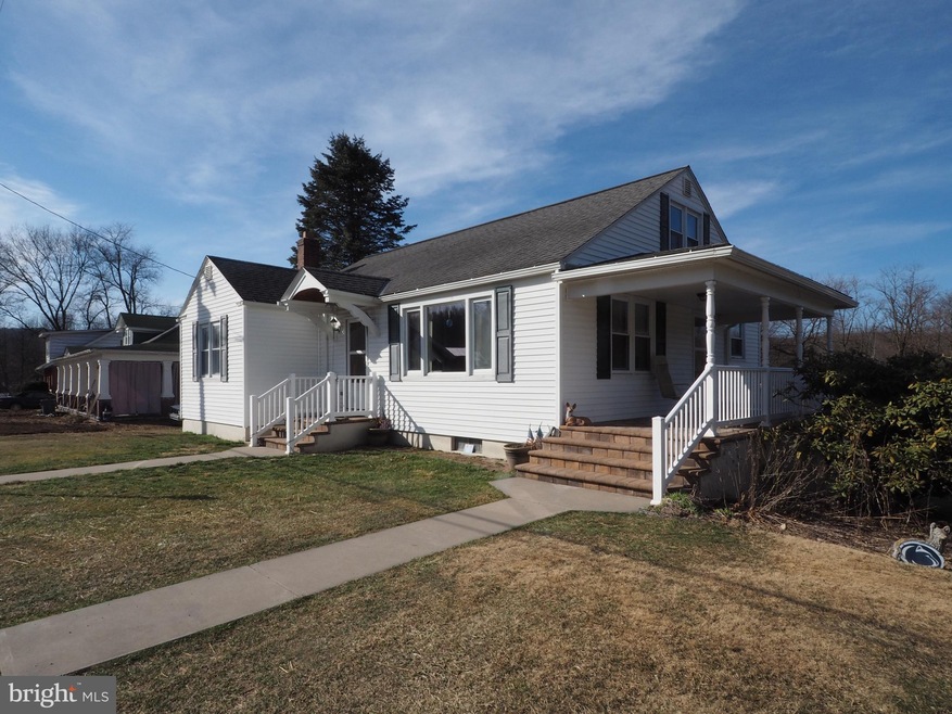 1020 Park Dr, Tamaqua, PA 18252 - photo 1