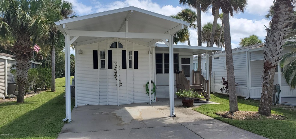 282 Plantation Dr, Titusville, FL 32780 - photo 1