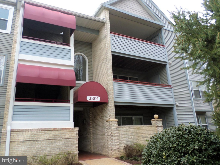 3301 Sir Thomas Dr unit 12, Silver Spring, MD 20904 - photo 1