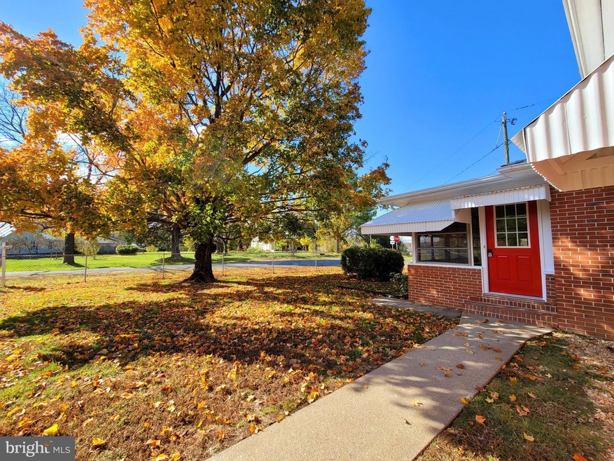 3538 Mckinney Blvd, Colonial Beach, VA 22443 - photo 1