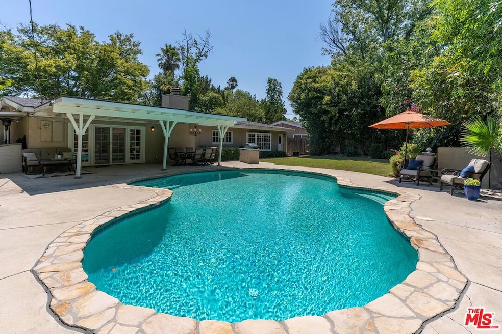 Sold $1,569,000 • Co-Listing Agent