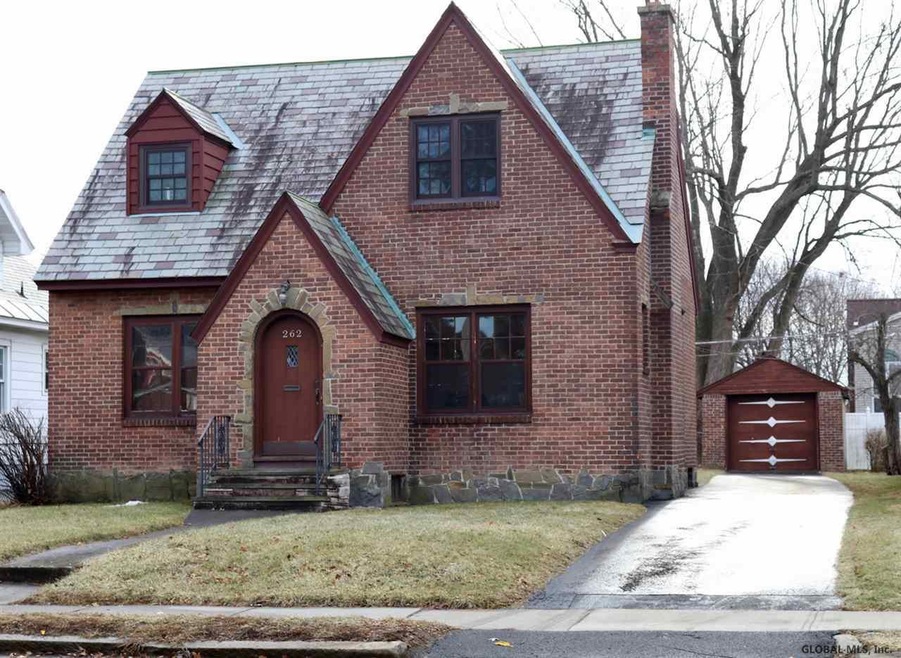 262 Whitehall Rd, Albany, NY 12209 - photo 1