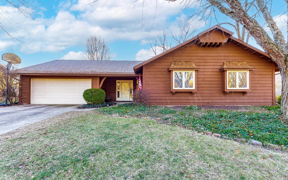 1970 Raintree Trail, Collinsville, IL 62234 - photo 1