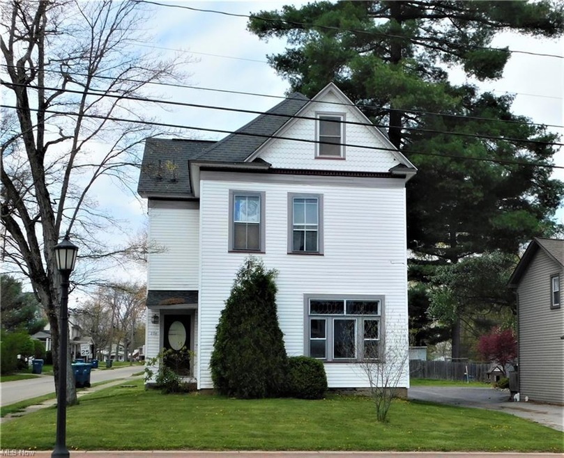 204 N Main St