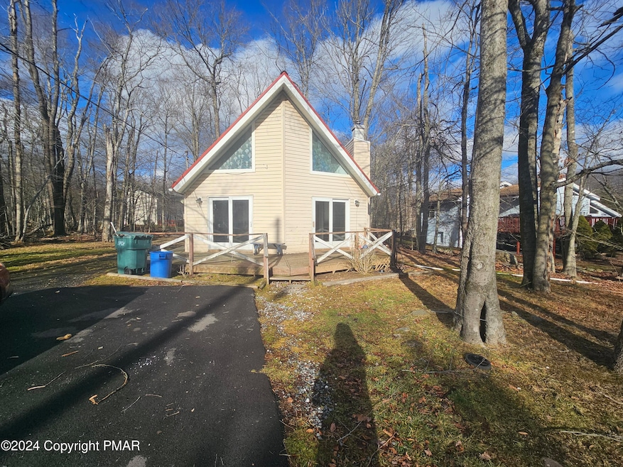 1392 Maywood Dr, Tobyhanna, PA 18466 - photo 1