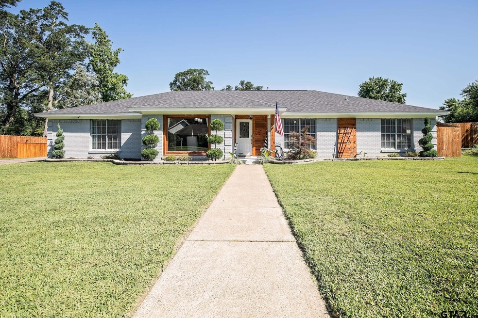 829 Barclay Dr, Tyler, TX 75703 - photo 1