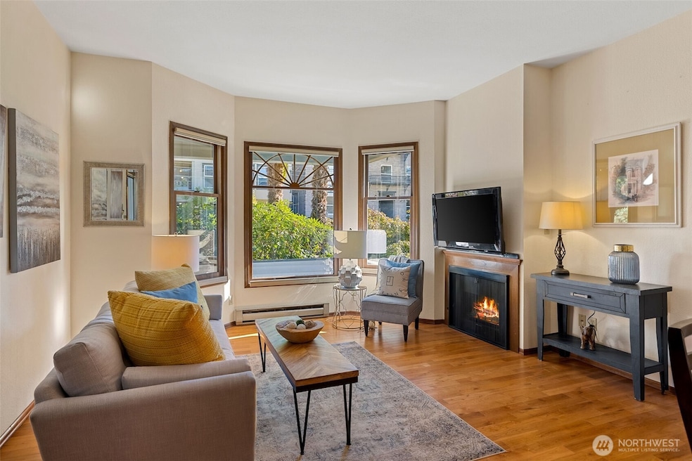 1733 15th Ave unit 203, Seattle, WA 98122 - photo 1