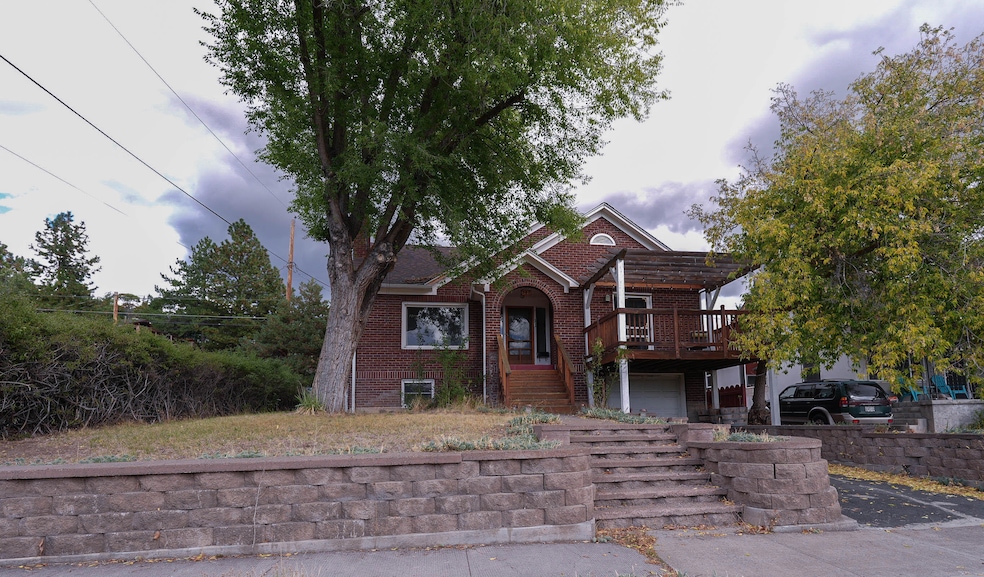 347 Pacific Terrace, Klamath Falls, OR 97601 - photo 1