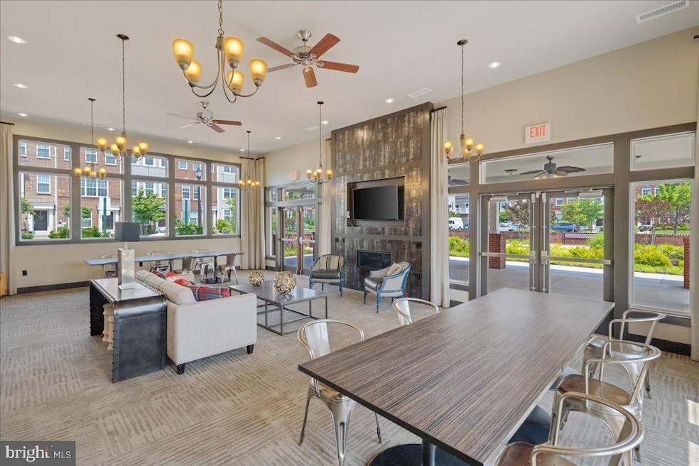 Pending $525,500