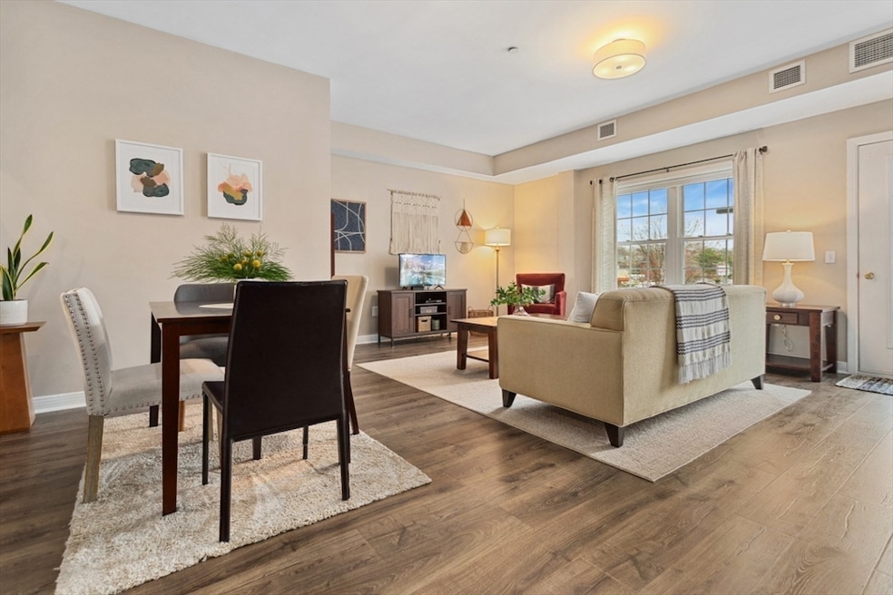 Sold $364,000 • Co-Listing Agent