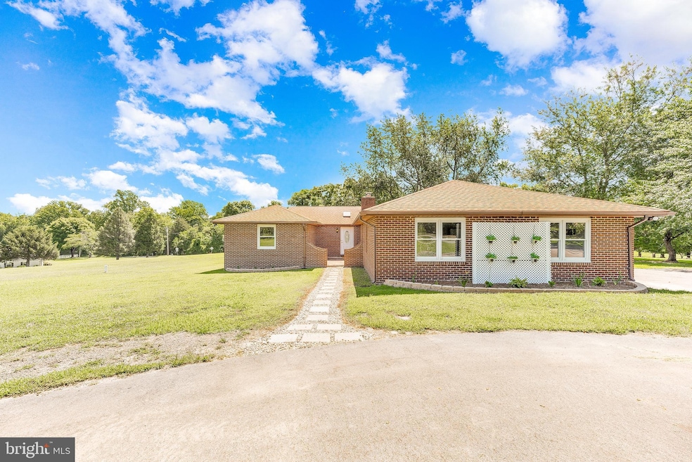 8001 Bourne Rd, Owings, MD 20736 - photo 1