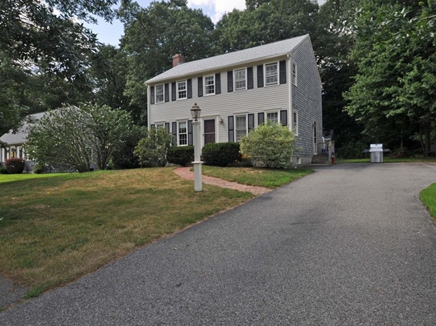 51 Morningside Dr, Rockland, MA 02370 - photo 1