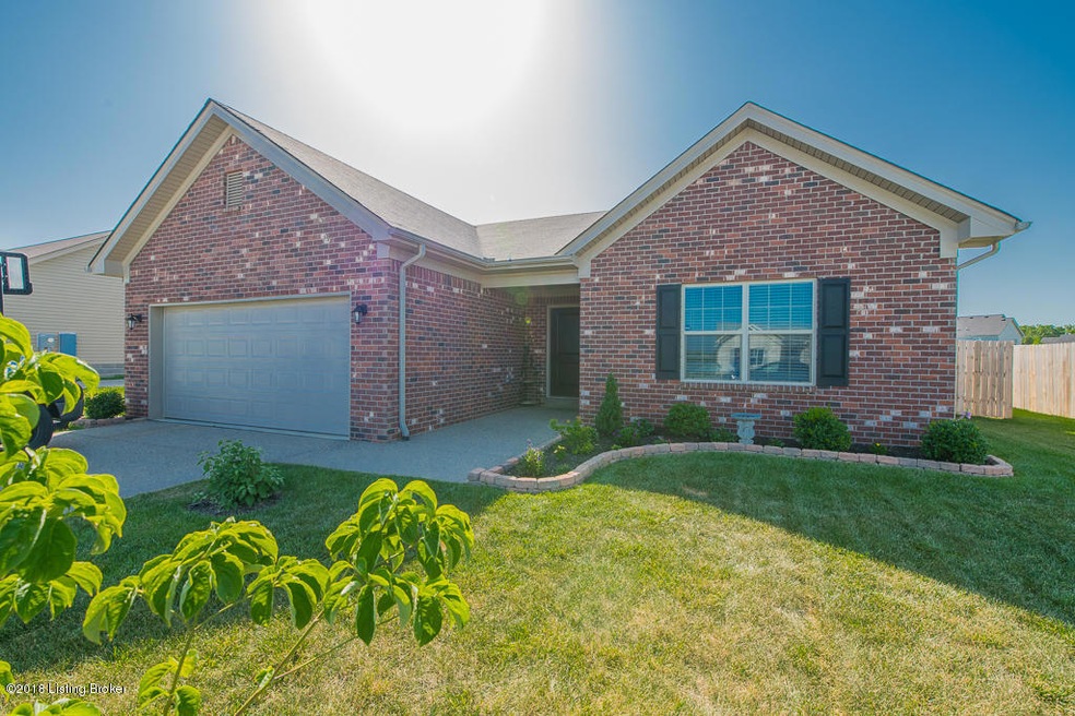 443 Gentry Crossings Blvd, Mount Washington, KY 40047 - photo 1