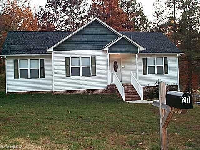 217 W Bailey St, Asheboro, NC 27203 - photo 1