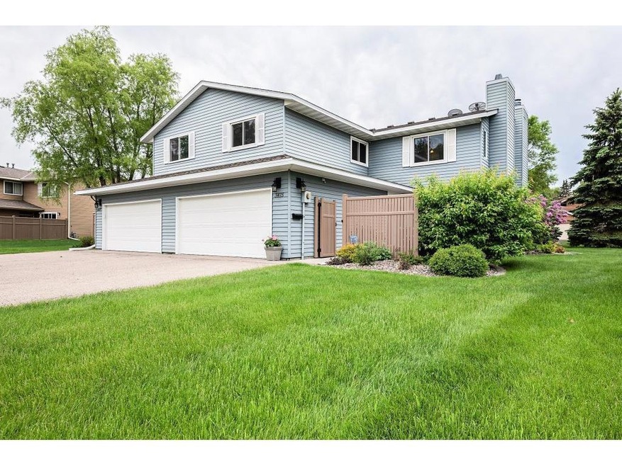 This wonderful end unit townhome has a private set