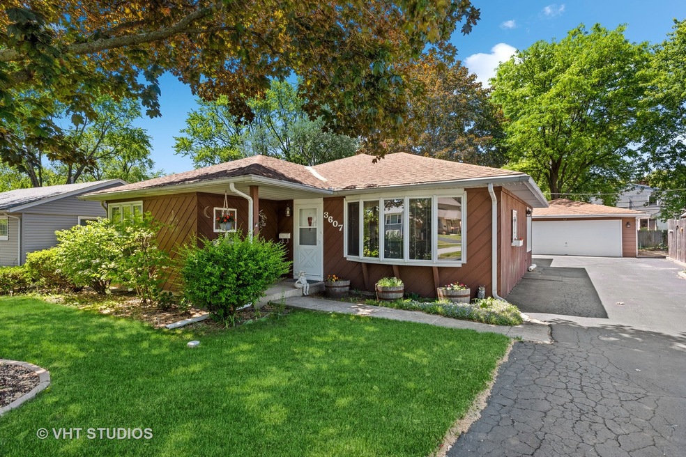 3607 Wren Ln, Rolling Meadows, IL 60008 - photo 1