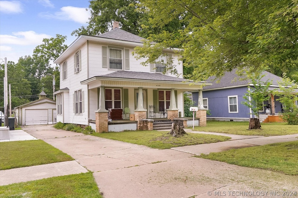 409 N Chickasaw Ave, Claremore, OK 74017 - photo 1