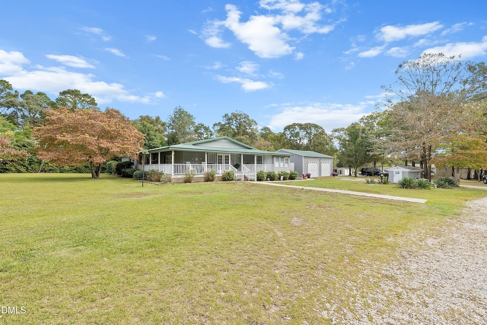 688 John Lee Rd, Dunn, NC 28334 - photo 1