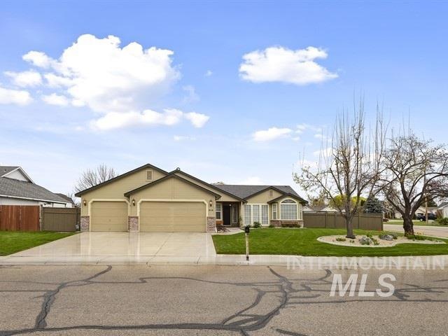313 S Valley Dr, Nampa, ID 83686 - photo 1