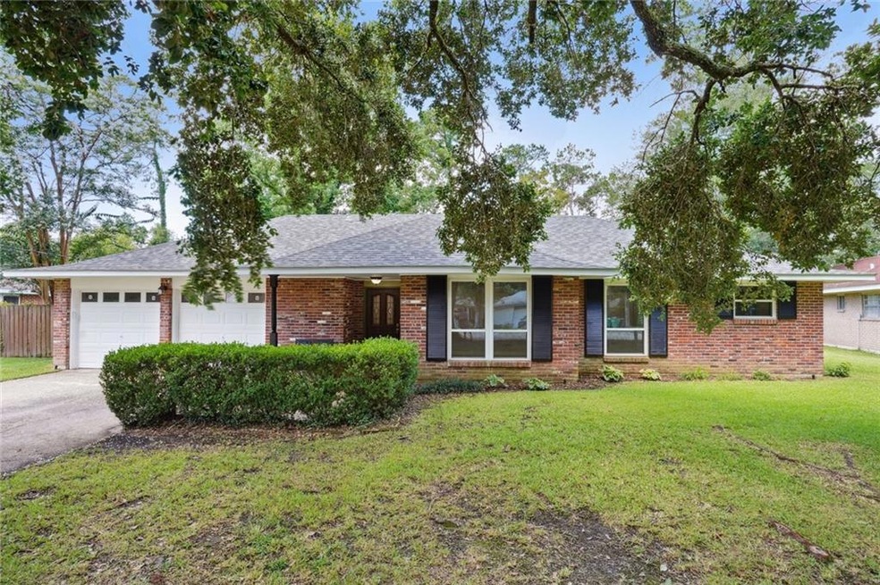 112 S Jayson Dr, Slidell, LA 70458 - photo 1