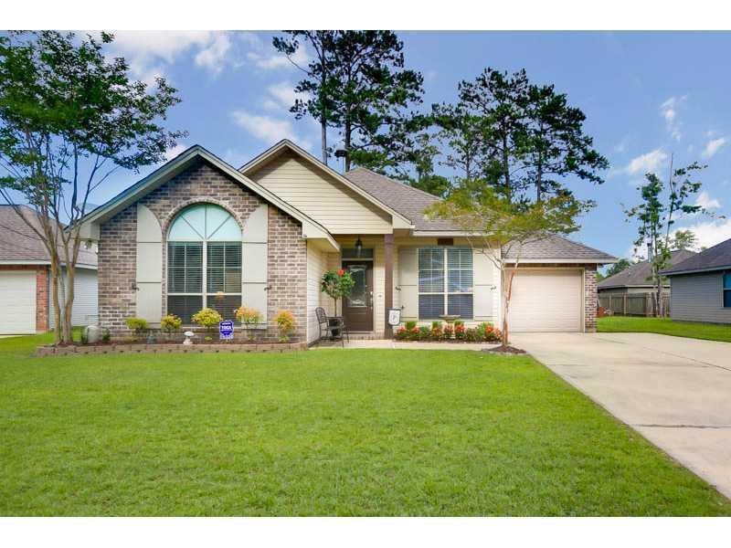 Facade/Exterior Front. Immaculate home with lots o