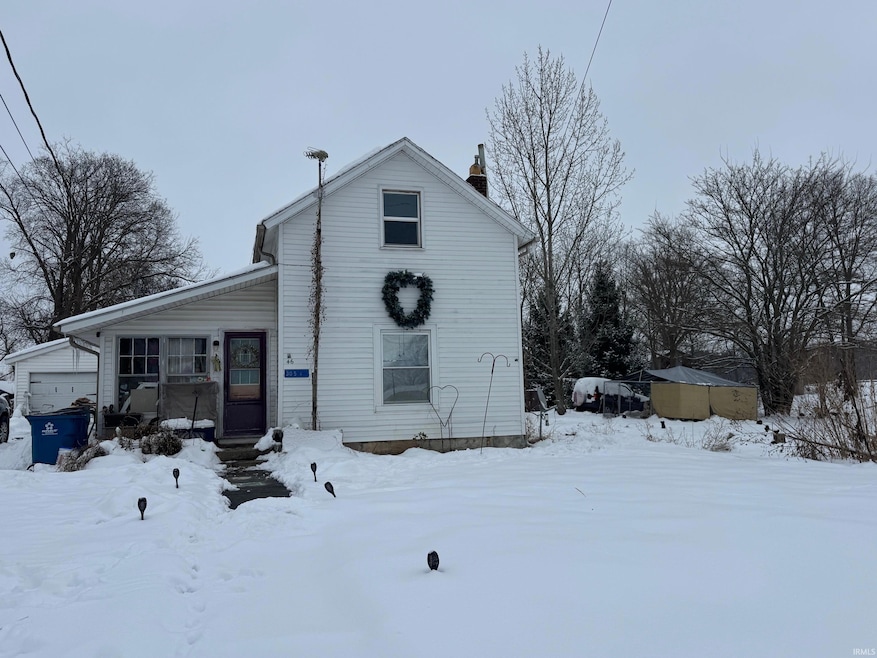 305 S Mckee St, MacY, IN 46951 - photo 1