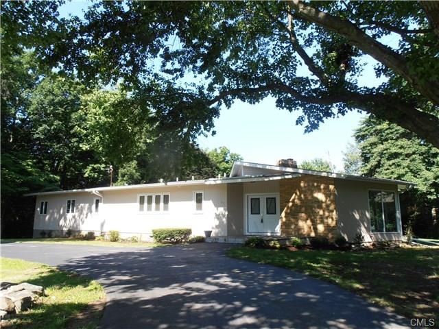 32 Reiner Dr, Trumbull, CT 06611 - photo 1