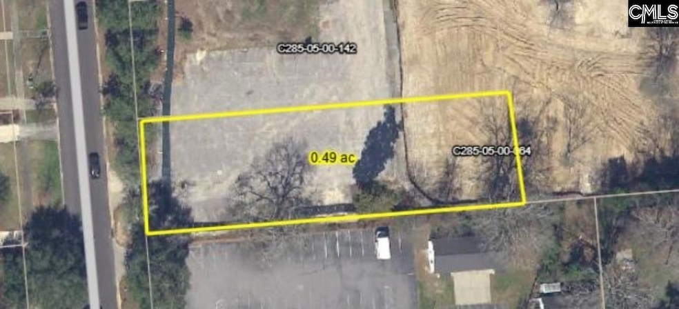 1302 Lyttleton St, Camden, SC 29020 - photo 1