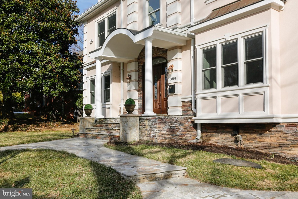 8801 Walnut Hill Rd, Chevy Chase, MD 20815 - photo 1